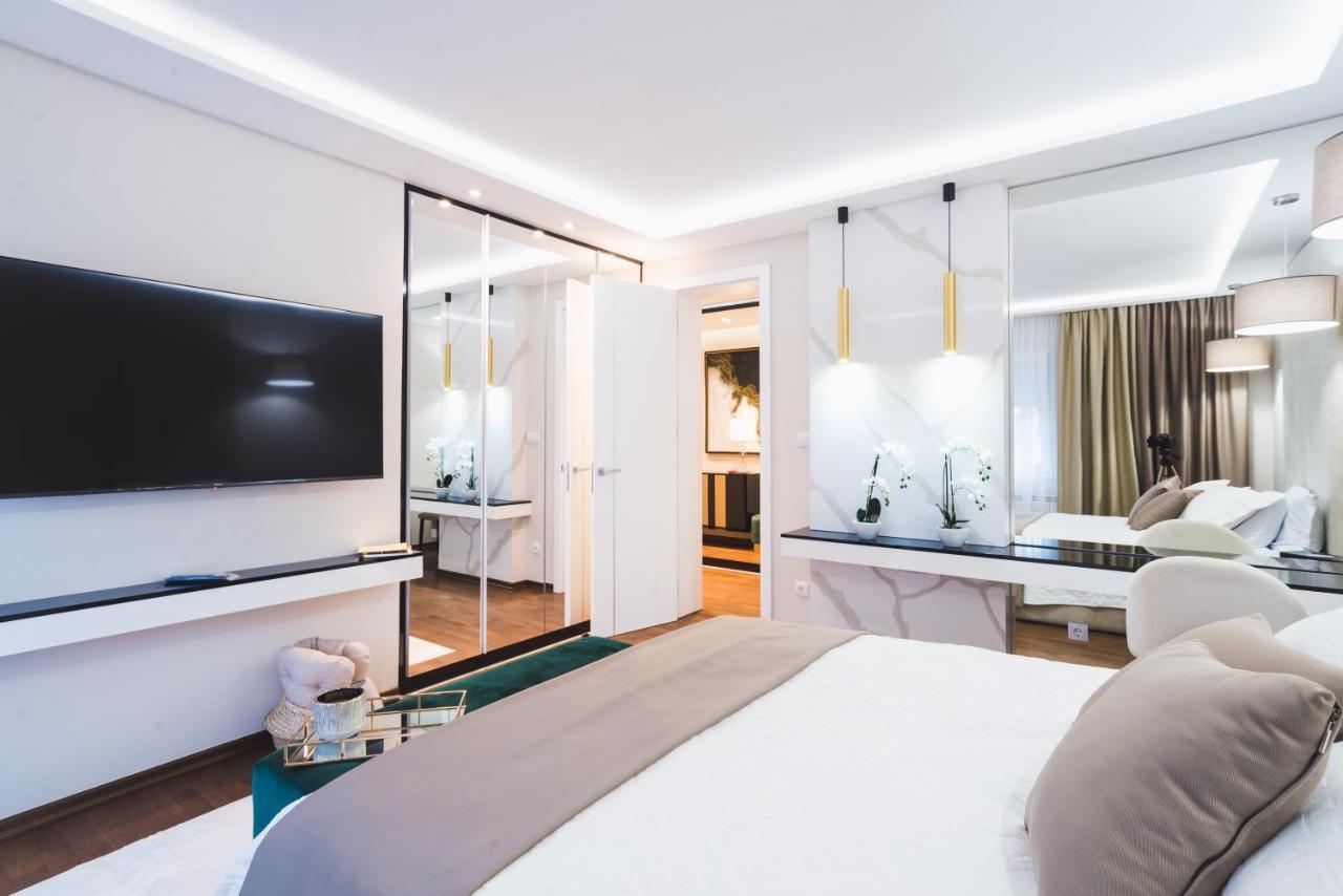 Majestic Apartment Ягодина Екстериор снимка