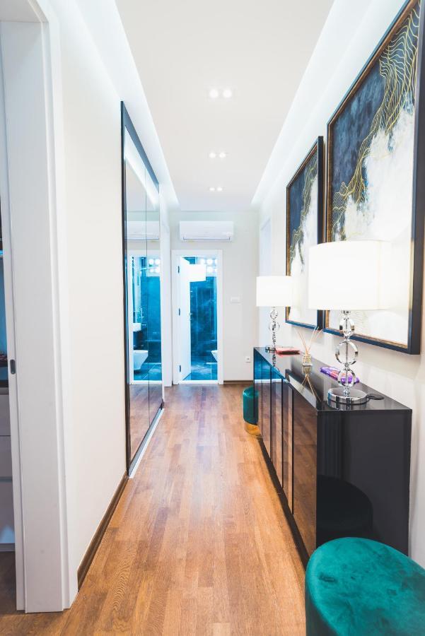 Majestic Apartment Ягодина Екстериор снимка