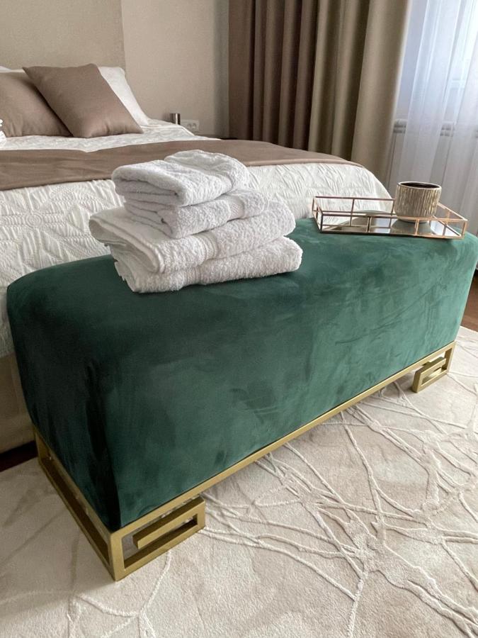 Majestic Apartment Ягодина Екстериор снимка